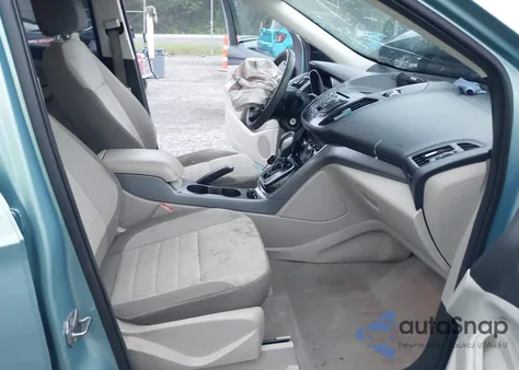 2013 Ford Escape Se from USA, damaged, VIN 1FMCU9G98DUB92921